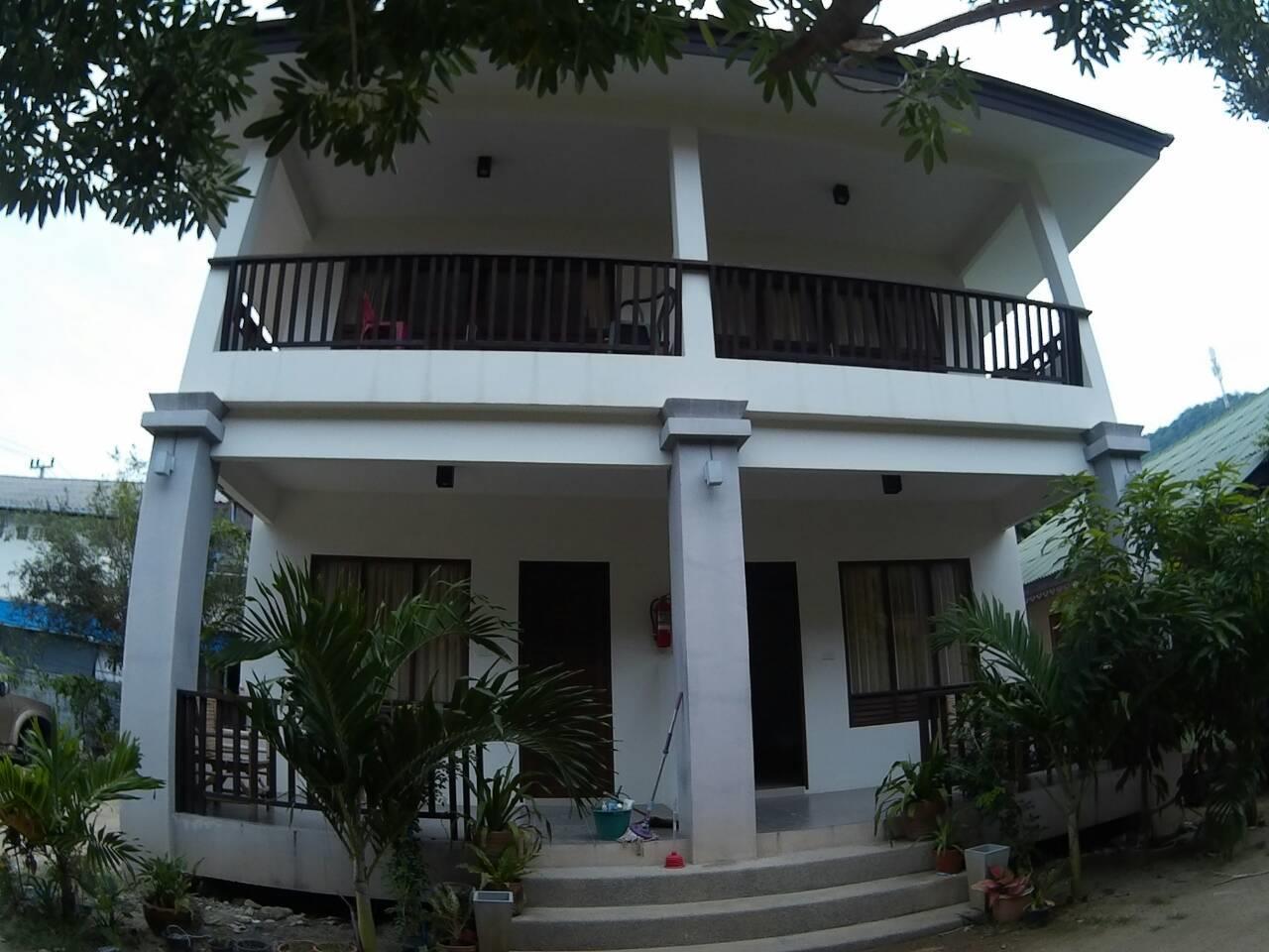 Modern Resort Haad Rin Exterior photo